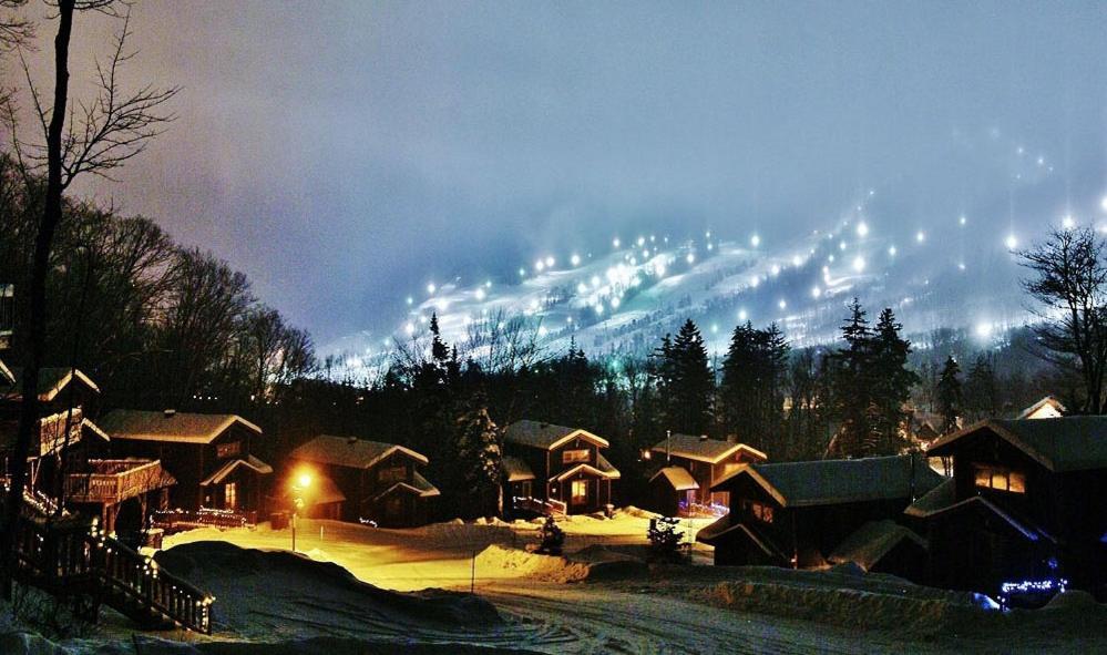 Chalets Alpins - 11 Chemin Des Skieurs Стоунхем Экстерьер фото